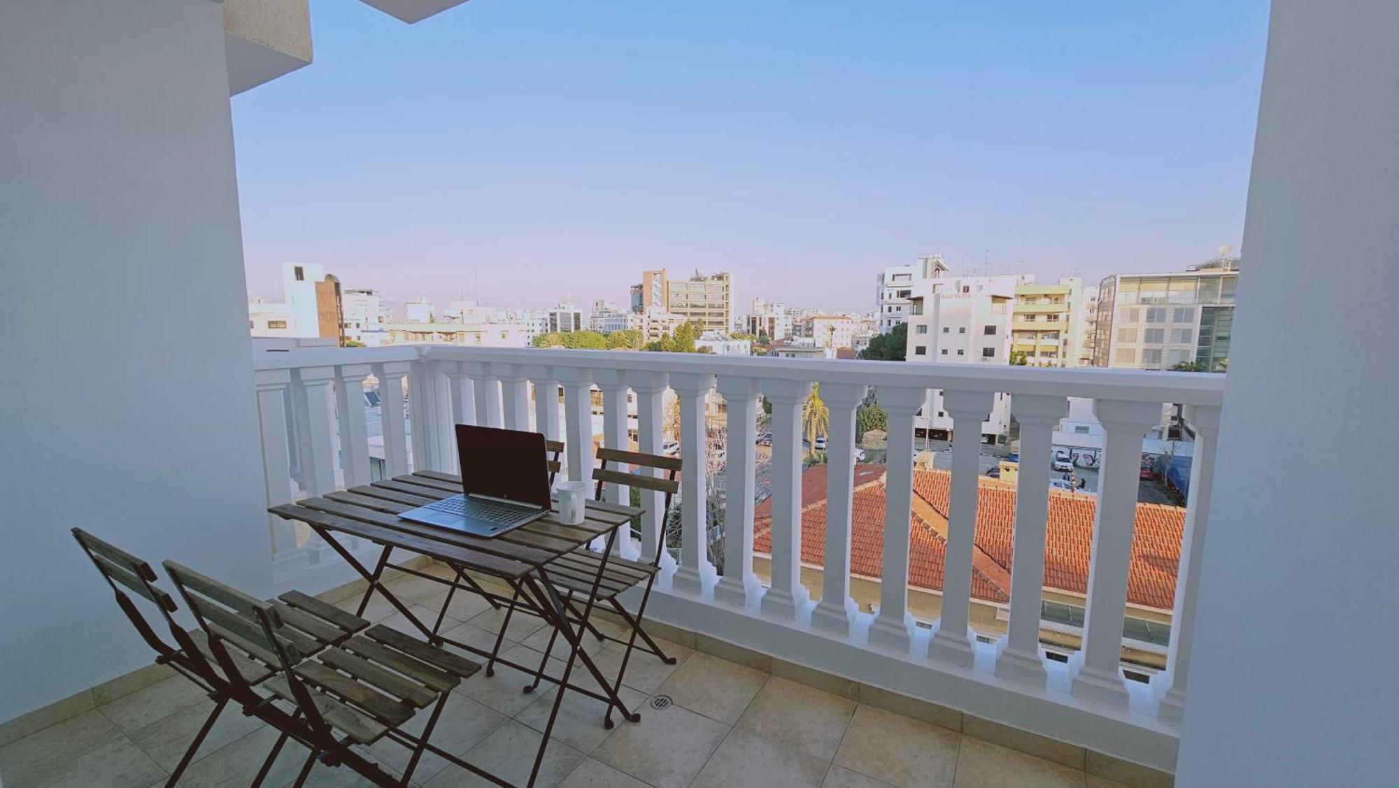 Stay Cosmo City Suites Nicosia Exterior photo